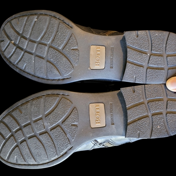 Born Black McMillan Boots Ankle - Picture 7 of 9